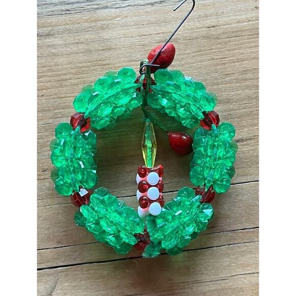 Vintage Christmas Wreath Ornament.Handmade Beaded.Candle in the middle.green/red - Picture 1 of 4